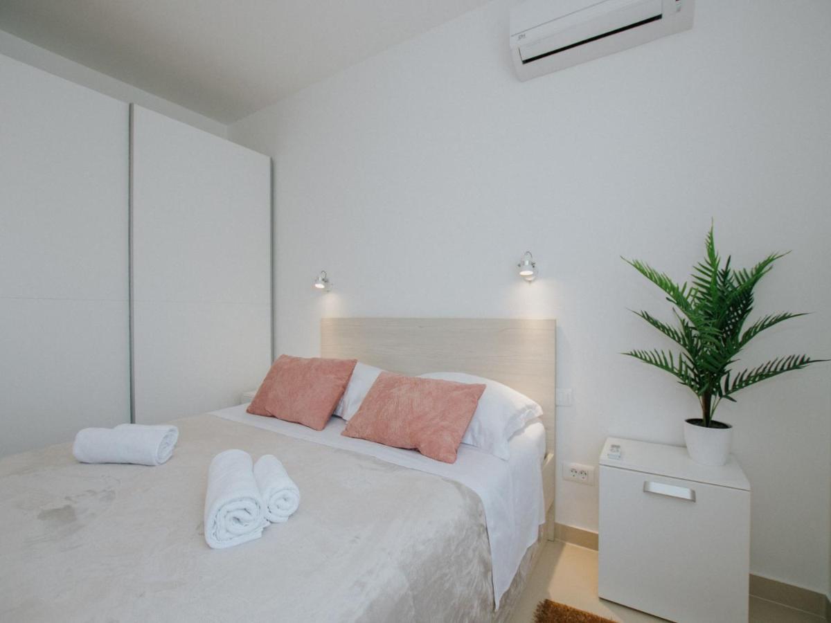 Luxury Apartment Di Trogir Kültér fotó